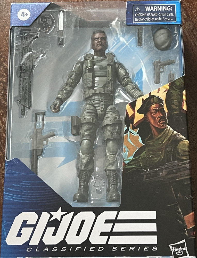 Hasbro G.I. Joe Classified Series Action Figure w/Assault Rifle Pistol Knife