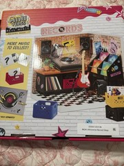 MGA Miniverse Real Music Record Shop With Exclusive Fender Guitar NEW