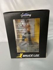 BRUCE LEE “Water” Gallery Diorama PVC statue Diamond Select CIB