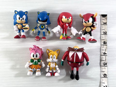 Jakks Pacific Sonic the Hedgehog 2.5 inch Figure Lot Knuckles Tails Metal Sonic