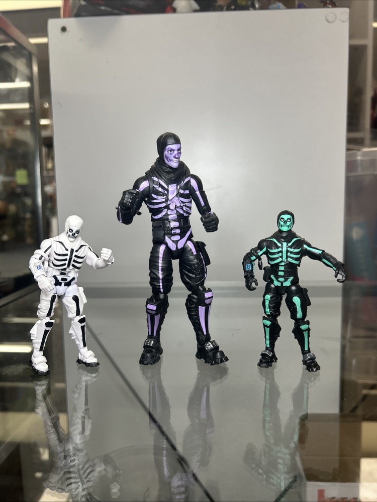 Fortnite Skull Trooper Figures Lot Of 3