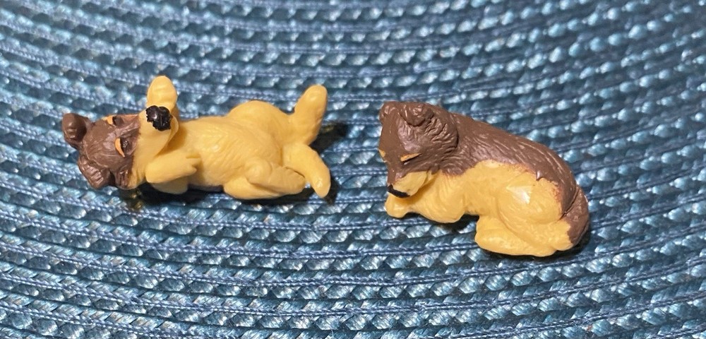 Vintage 1990s Puppy In My Pocket Collie Dogs 2 Puppy Dogs