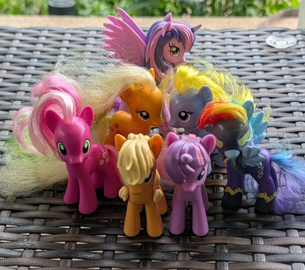 My Little Pony G4 FiM 3″ Figure Lot Of 7 Toys w/ Brushable Hair 2010 Magic