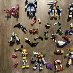 Vintage Medabots Mini Action Figures Parts Lot