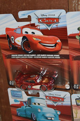 HUGE LOT OF LIGHTNING MCQUEEN, TOW-MATER & OTHER PIXAR CARS LMQ