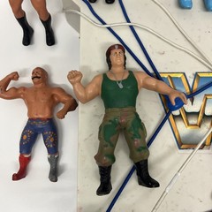 WWF 1985 Sling Em Fling Em Ring & Lot Of 12 Wrestling Figures, 1984 ~ 1986 VTG