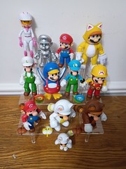 12-PK WHITE TANOOKI SUPER MARIO 4″ Lot Builder Penguin Cat Metal Raccoon Luigi