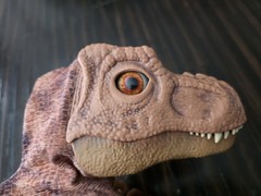 Jurassic Park World Real FX Baby T-Rex Tyrannosaurus Dinosaur Puppet SEE VIDEO