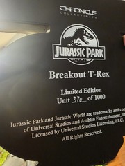 Chronicle Collectibles Jurassic Park Breakout T-Rex Statue