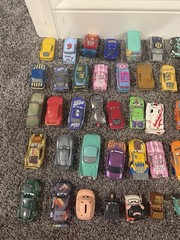 Disney Pixar Cars Die-cast Plastic Mixed Lot of 49 Lightening McQueen #2