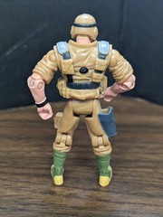 DUKE V10 G.I. GI JOE ACTION FIGURE (dark Tan) w/ accessories Vintage 2002 w/ gun