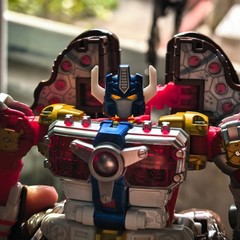 Resin Cast Chest/Transparent Eyes/Weapon Upgrade Kit For AOTP MAXIMAL BIG CONVOY