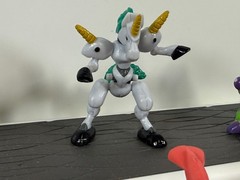 Medabots Figure Lot Rollstar Acehorn Multikolor Whitesword Robo-Emperor Rokusho