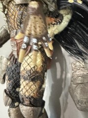 NECA Predator Hunter 2013 Comes As Shown