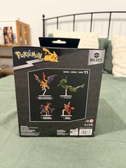 Mega Charizard Y Articulated Figure PKW4523