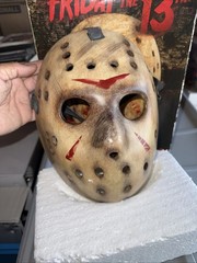 NECA FRIDAY THE 13TH JASON VORHEES MASK PROP MOVIE REPLICA 2009 RARE