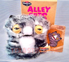 Zuru Fuggler Alley Cats Wide Eyed Cat Tabby Plush Bag Charm Keychain 5″ & Card