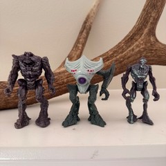Greenbrier Intl Final Faction Kharn Alien Action Figure Lot 3pc