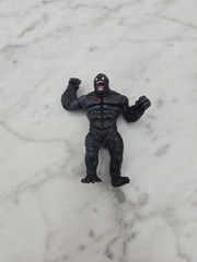 Universal Studios King Kong Battle Damage Poseable Action Figure 3″