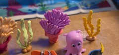 1 set Finding Nemo DISNEY Mini Figures PIXAR 2024 Critter Crate Cake Topper (J9)