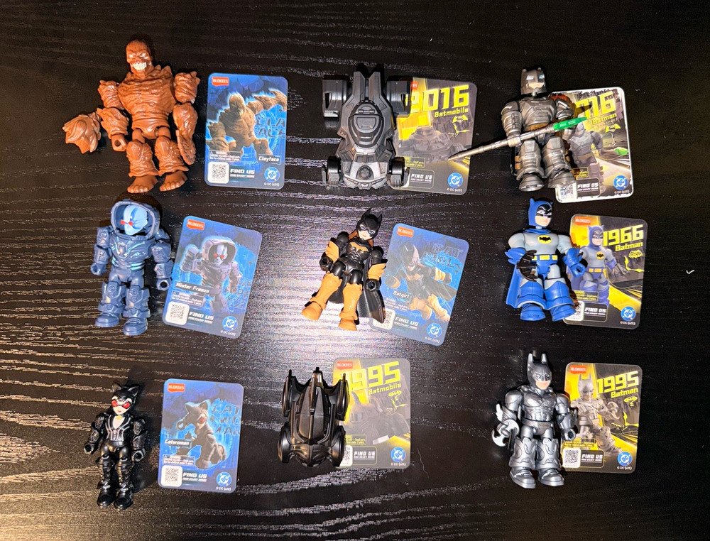 Blokees DC Defender Figure Lot (Version 01 & Version 03)