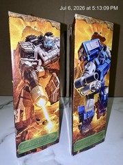 Transformers War for Cybertron Kingdom Autobot Pipes and Autobot Slammer