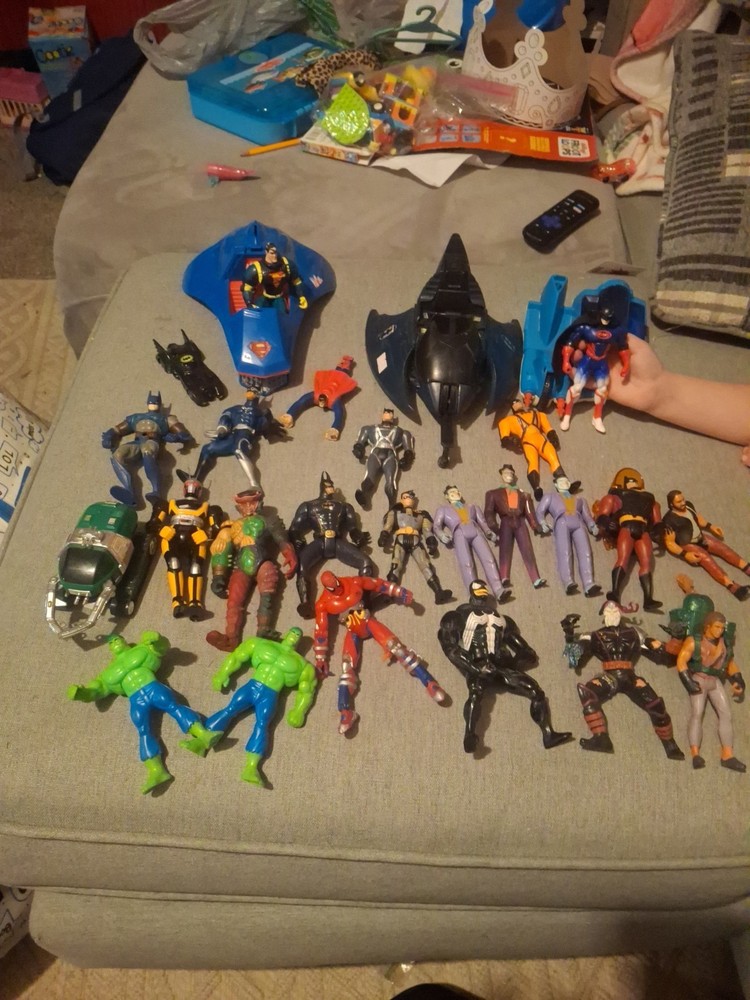 Vintage Batman spiderman90s Super Hero Marvel DC Comic Figures Water World Vehic