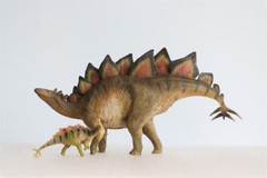 PNSO 1/35 Stegosaurus with Cubs Figure Model Dinosaur Collections Toys Gift