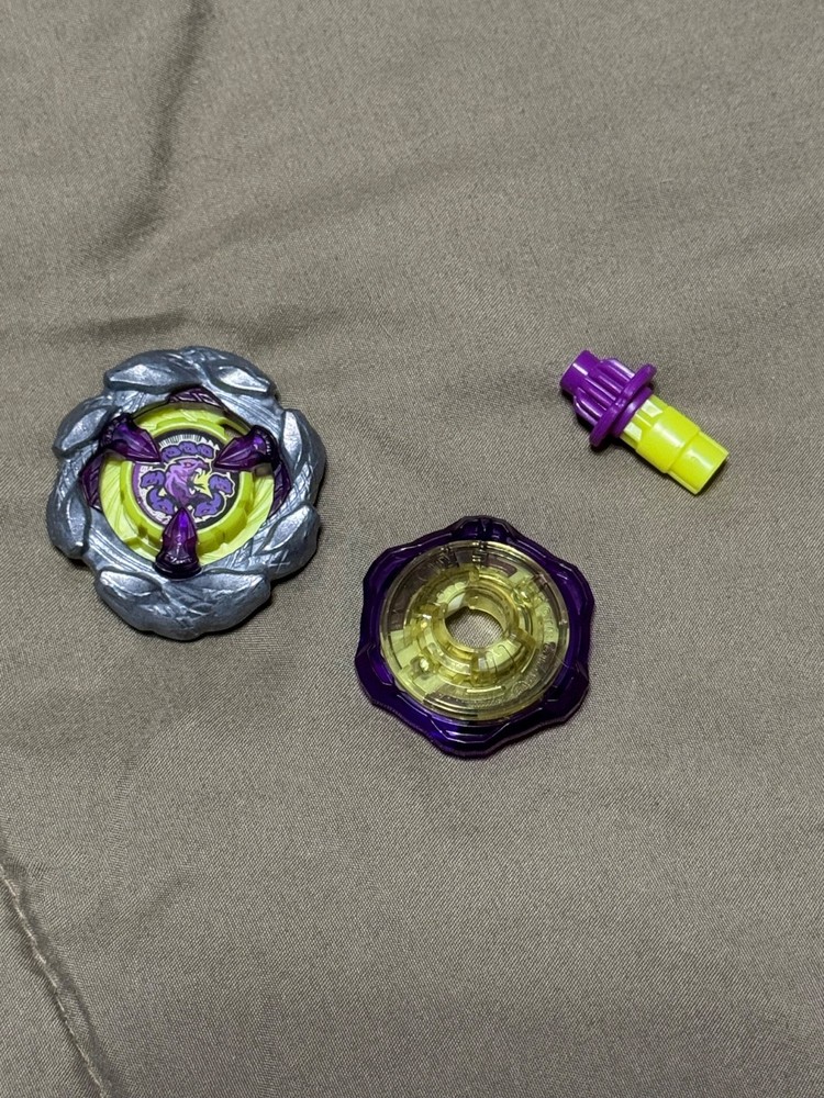 BEYBLADE X Orochi Cluster 6-60LF CoroCoro Comic Executive 2025
