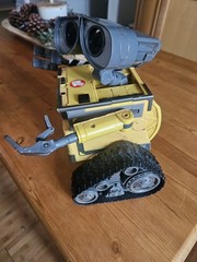 Disney Pixar Wall-E Thinkway Remote Control RC Toy 9.5” No Remote