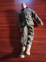 21st Century Toys Soldier Figure In Green-gray Uniform