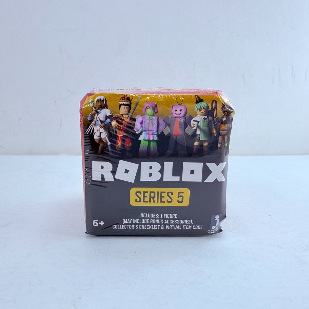 Roblox Celebrity Collection Series 5 Mystery Pack Action Figure
