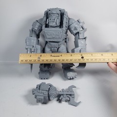McFarlane Warhammer 40000 Megafig – Ork Meganob INCOMPLETE