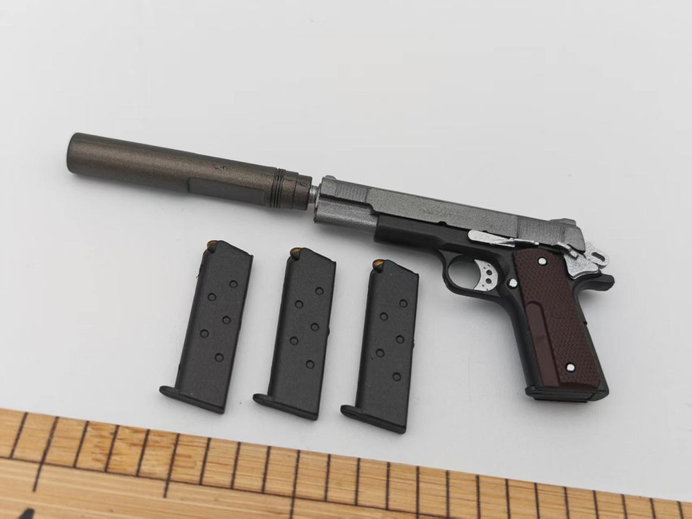 EKUAZ STUDIO EKS10 1/6 Scale Snake Tiger Stripe Camo Ver – 1911 Pistol Model