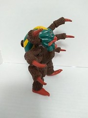 Mighty Morphin Power Rangers Snatch Attack Spidertron Vinstage Action Figure