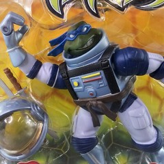 Teenage Mutant Ninja Turtles Space Hoppin’ Leonardo Figure TMNT Playmates 2004