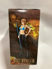 One Piece DXF The Grandline Lady Film Gold Nami Figure Banpresto Japan Import