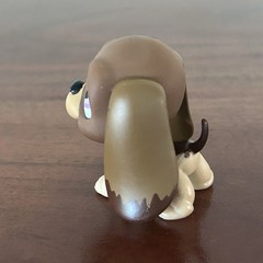 Littlest Pet Shop Squeaky Clean Pets 664 Mauve Cat 665 Basset Hound, Accessories
