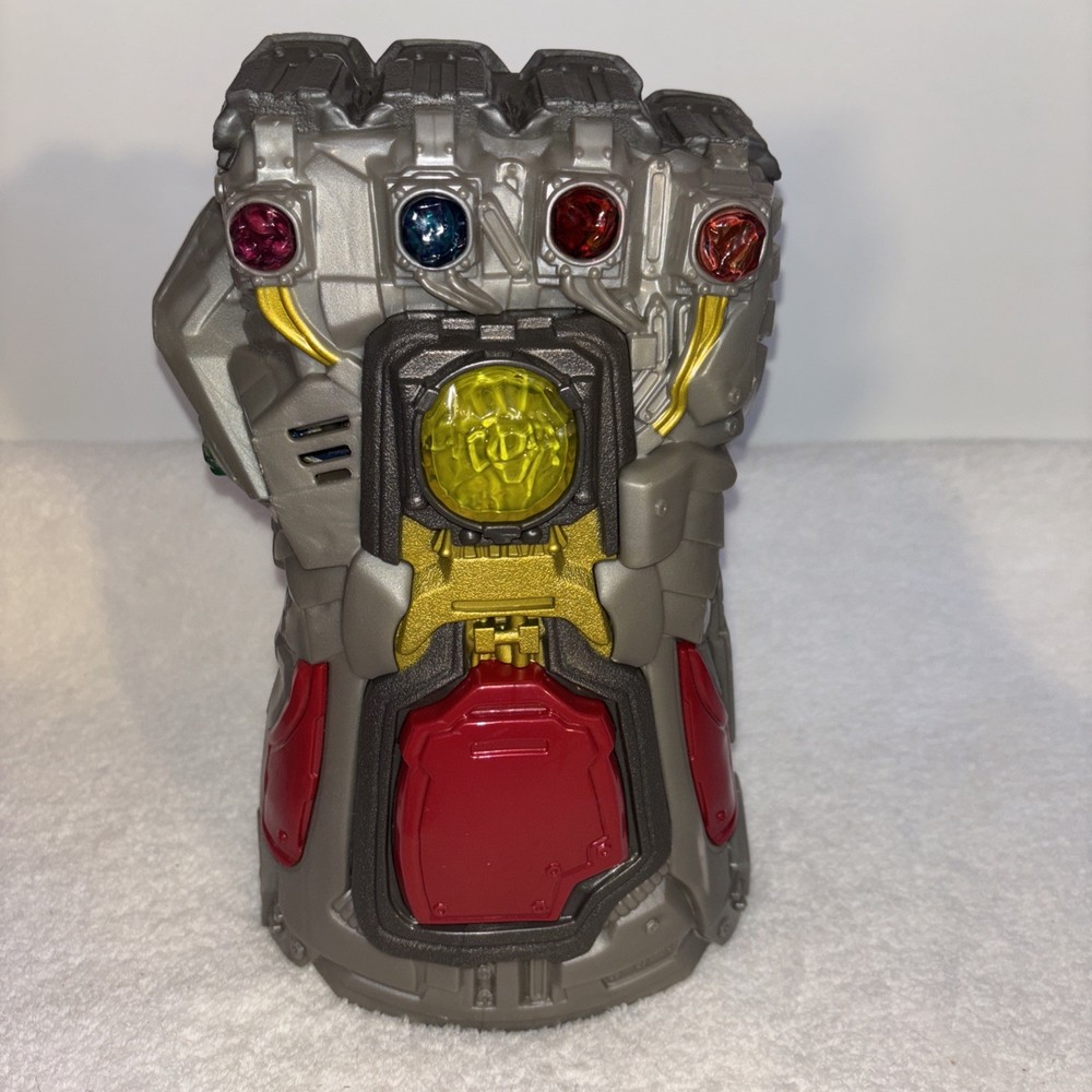 Marvel Avengers Infinity War Thanos Gauntlet Electronic Fist Hasbro Kids Sound