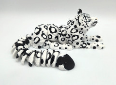 2pcs – 3D Printed Animal Snow Leopard 8.3 inches, Flexible, Gold & White