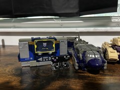 Transformers lot of 4 WFC Soundwave Blitzwing Astrotrain