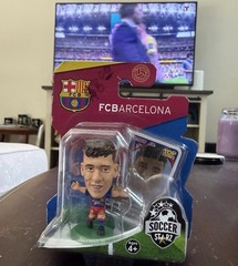 SoccerStarz Neymar Jr FC Barcelona Plastic Figure w/ Top Trumps Card NIB