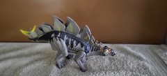 TOY DINOSAURS – BATTERY OPERATED SOUND – Lot 4 Different
