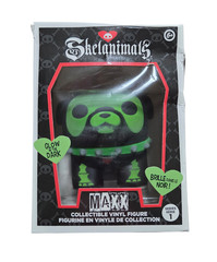 2025 Hasbro Skelanimals Glow In The Dark Maxx Bulldog Series 1 Vinyl Figure