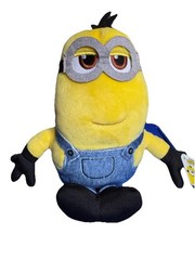 Illumination’s Minions: The Rise of Gru Small Tactile Plush KEVIN Squeeze Me! 9″