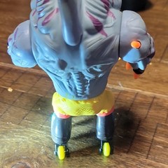 Street Wise Designs Shark Action Figure Plastic w/ Wheels Gray/Black/Yellow