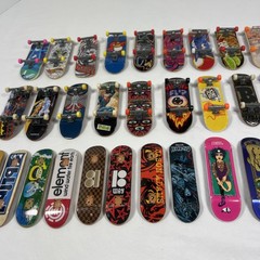 Tech Deck & Hot Wheels Fingerboards Lot of 33 Boards Vintage & Modern!
