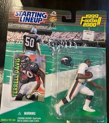 1999/2000 Terrell Davis Starting Lineup Figure New In Package Denver Broncos