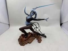 Star Wars Unleashed Aayla Secura Sculpture Figure Hasbro 2004
