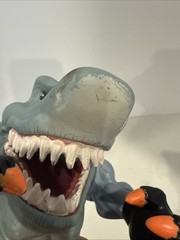VINTAGE 1994 MATTEL STREET SHARKS BLADES ACTION FIGURE STREEX ROLLER BLADER TOY